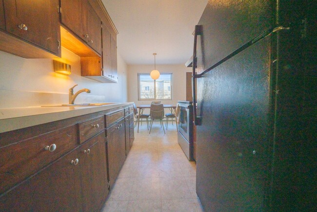 Building Photo - 1Bd/1Ba Seattle Apartment