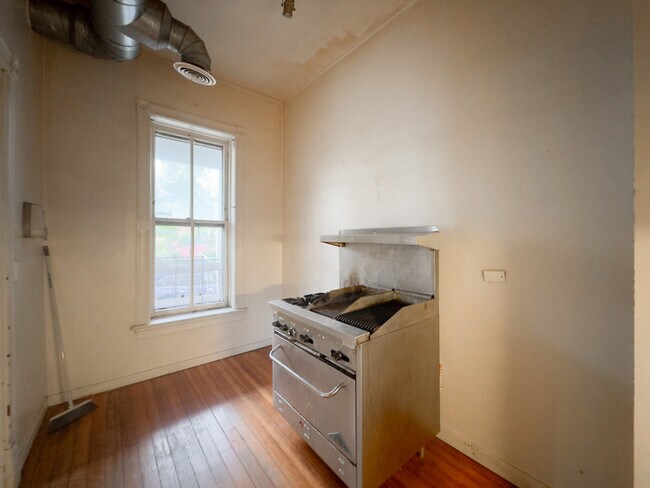 Foto del edificio - 723 W Wrightwood Ave