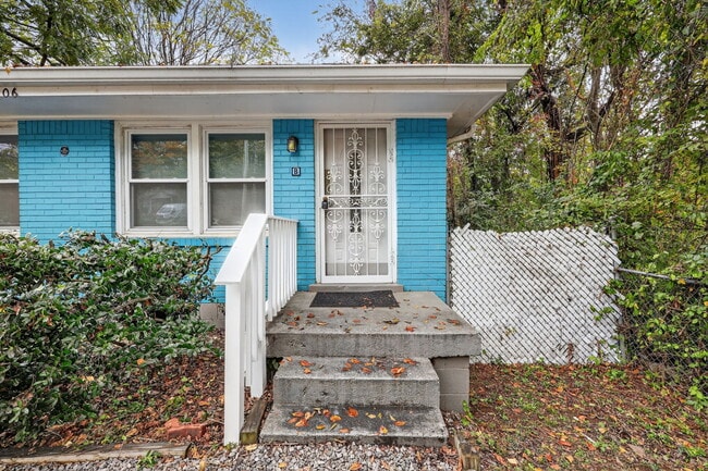 Building Photo - 106 McKennell Dr