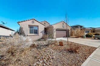 Building Photo - 6405 Kings Cyn Cv NE