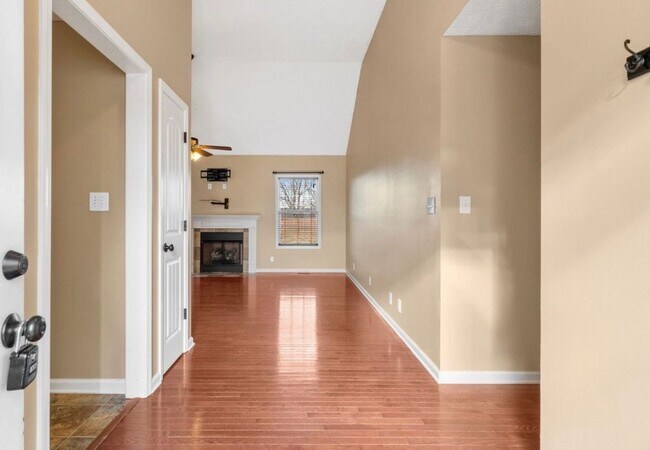 Foto del edificio - 1390 Whitt Ln
