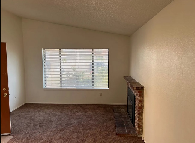 Building Photo - 5113 Gaylene Ave