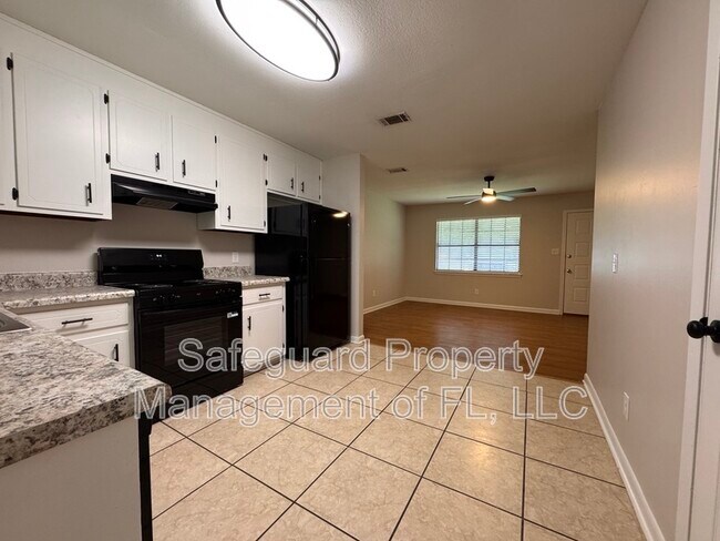 Foto del edificio - 4179 Ravenwood Dr