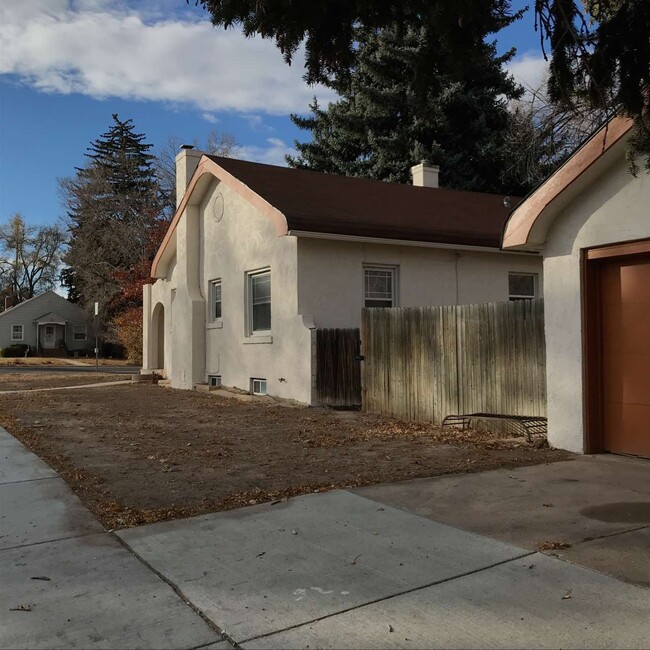 Building Photo - 1536 Peterson St