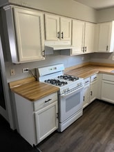 Building Photo - 7718 Wildwood Ct