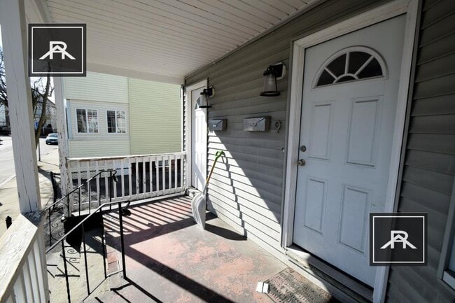3 bedroom in Medford MA 02155 - 3 bedroom in Medford MA 02155 Apartment