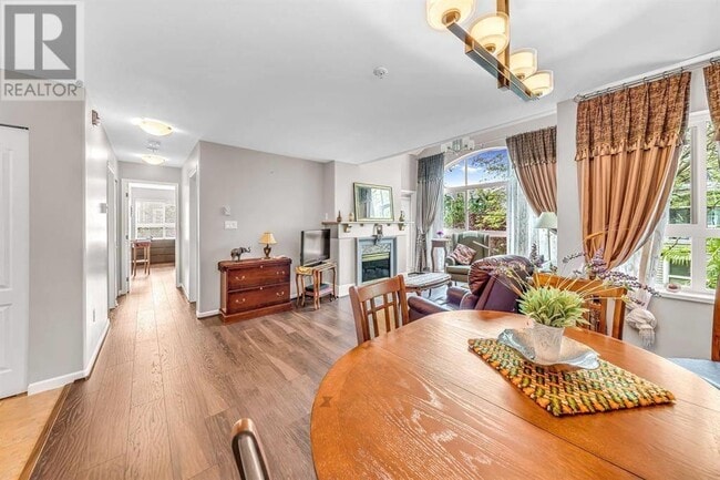 Building Photo - 5500-5500 Lynas Ln