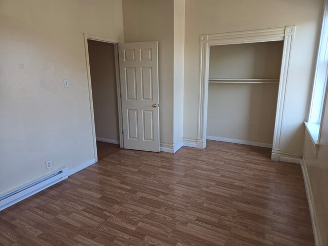 Foto del edificio - 3302 Winnebago St