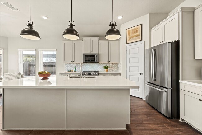 Building Photo - 9019 Stanley Oak Dr