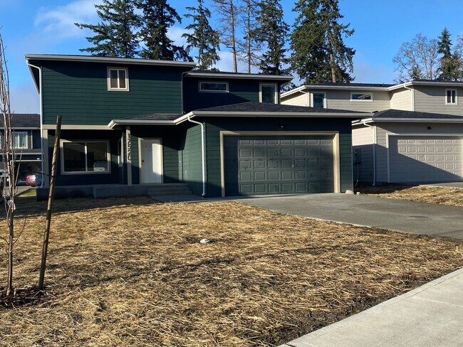 Building Photo - 10 Fully Fenced New Construction Houses Av...