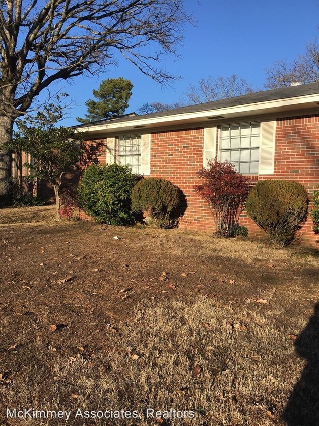 Primary Photo - 5108 Hampton Rd