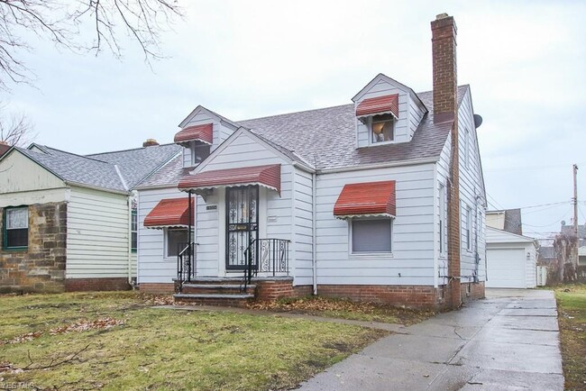 Foto del edificio - 16004 Invermere Ave