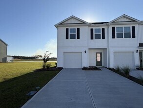 Building Photo - 4339 Majesty Dr