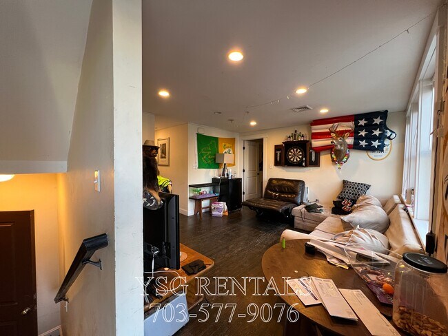 Foto del edificio - 24 Sunset St