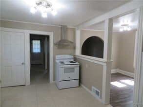 Building Photo - 308 Hartford Pl