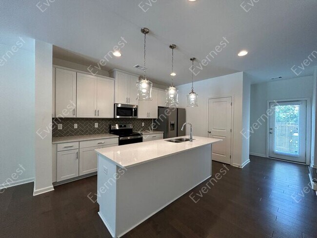 Building Photo - 865 Ambient Way