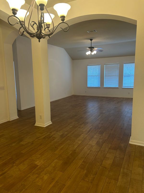 Foto del edificio - 19009 Leigh Ln