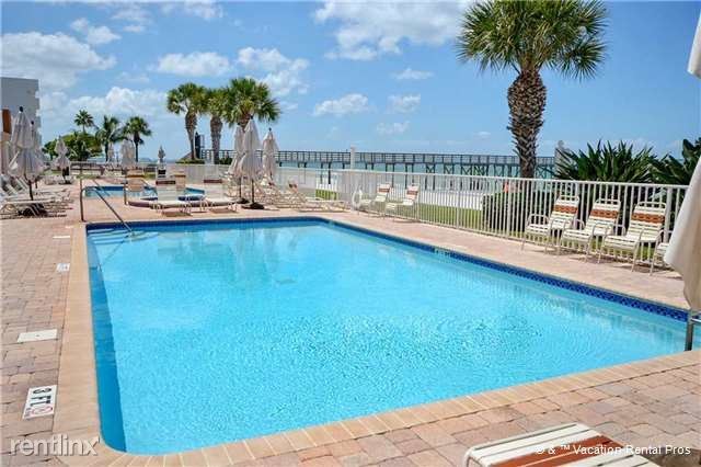 Building Photo - 16326 Gulf Blvd