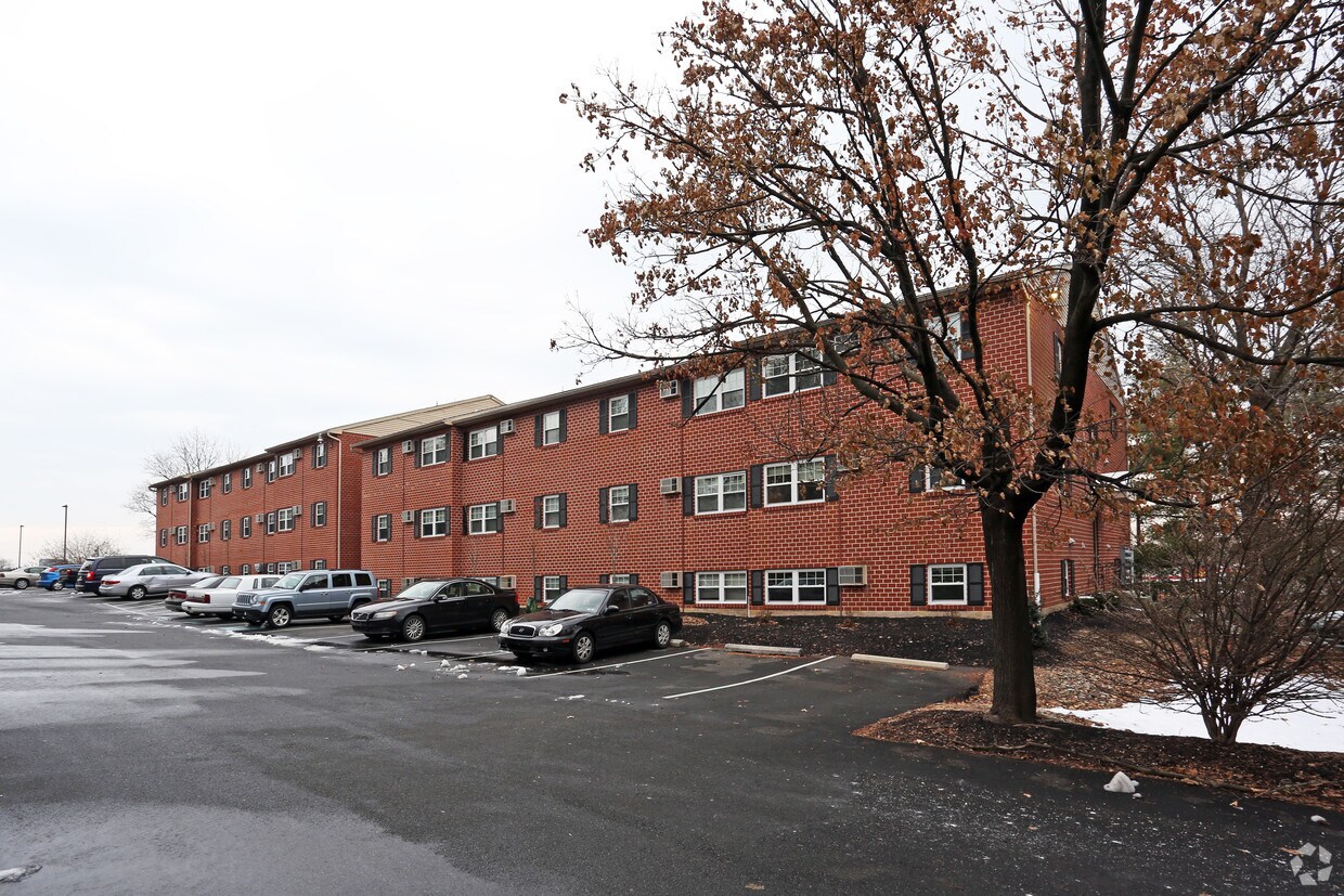 Chestnut Commons Apartments Emmaus, PA