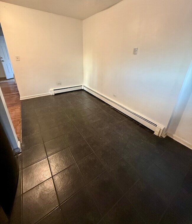 Foto del edificio - 558 N Ardmore Ave