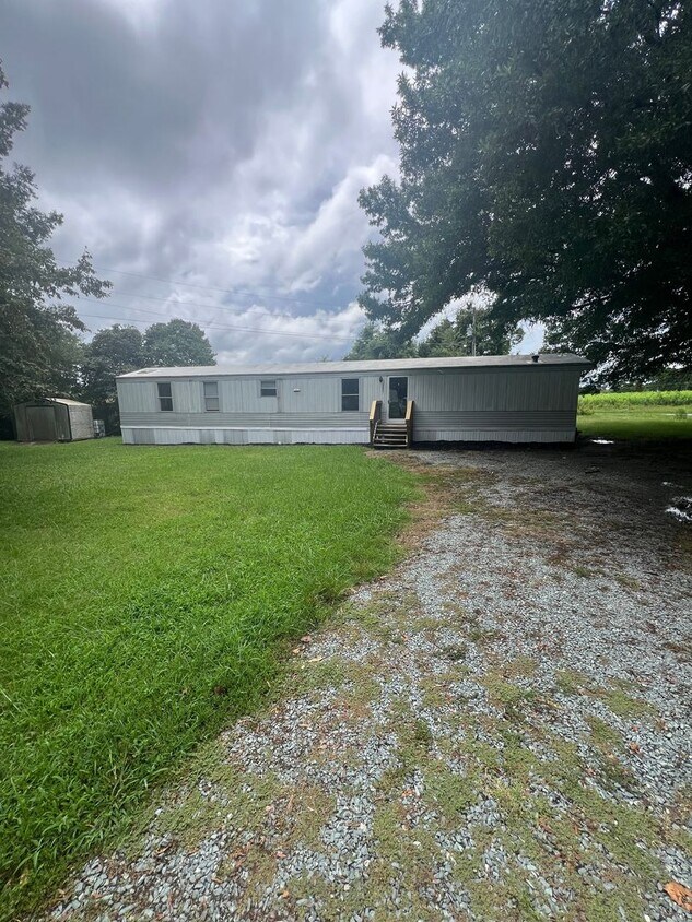 Foto principal - 3 Bedroom, 2 Bath Home (WAXHAW, NC)
