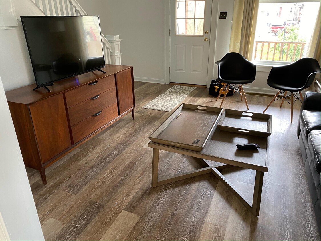 Primary Photo - 2014 5th Ave