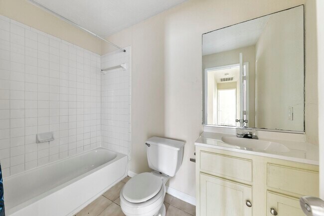 Building Photo - 5315 Tommye St