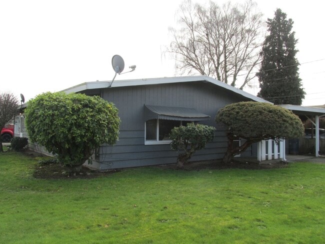 Building Photo - 2 Bedroom Duplex in Burlington