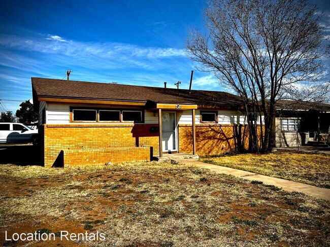 Foto del edificio - 2 br, 1 bath House - 2420 38th Street