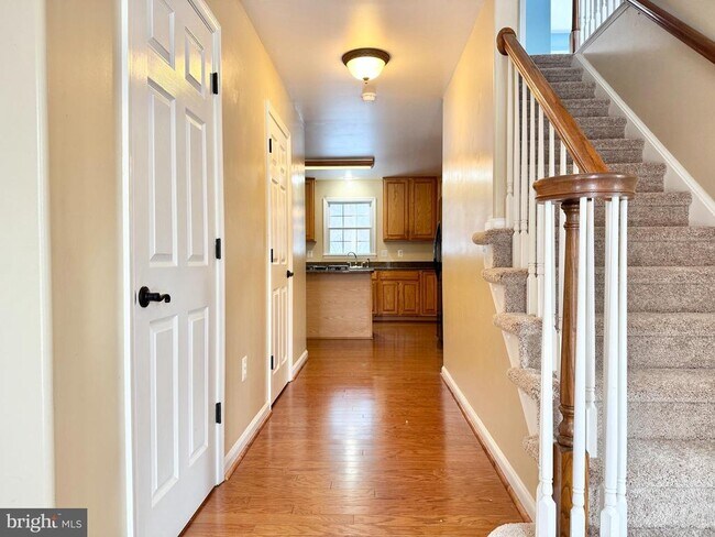 Building Photo - 31 Willowmere Ct