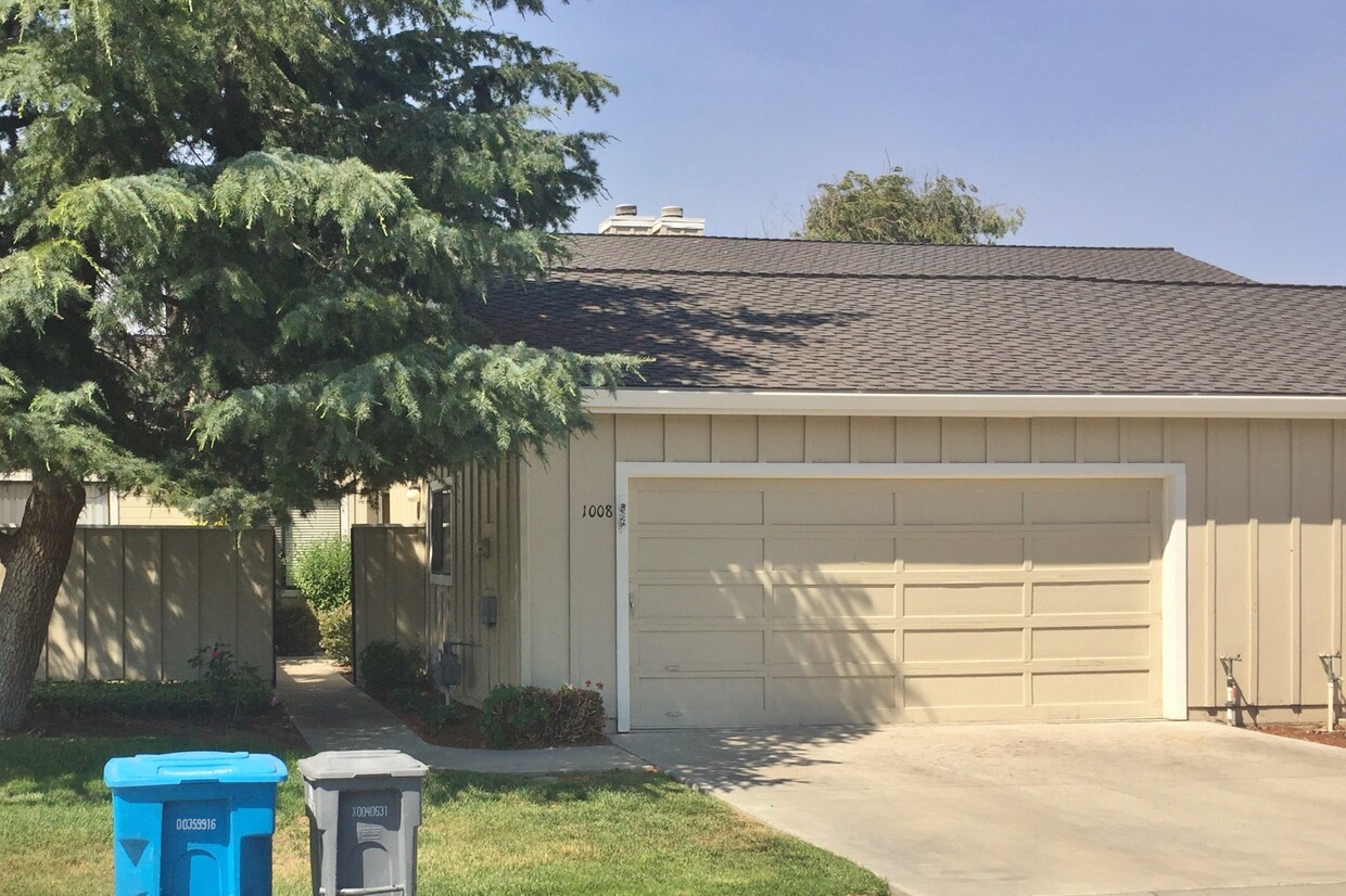 1008 Duffin Dr Unit 1008, Hollister, CA 95023 Condo for Rent in