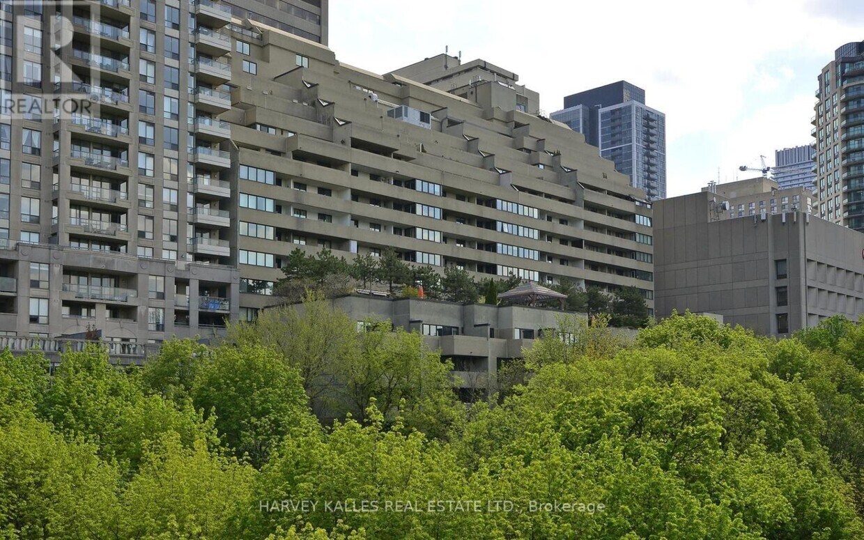 Primary Photo - 409-360-360 Bloor St E
