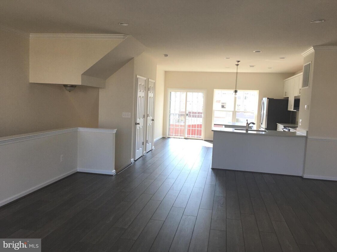 202 Apsley Terrace, Purcellville, VA 20132 Townhome Rentals in