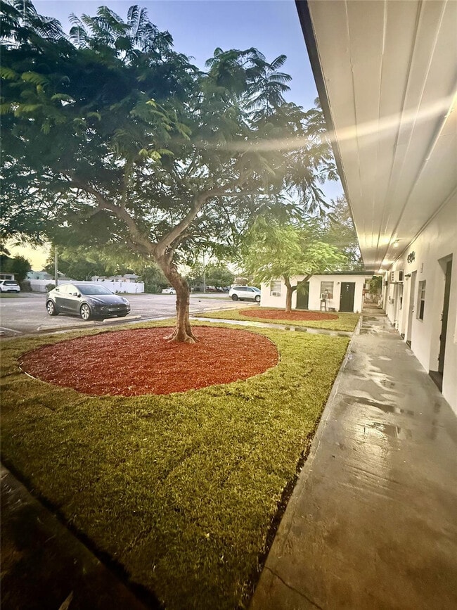 Foto del edificio - 424 NW 15th Terrace