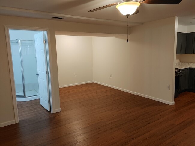 Building Photo - 708 Wilderness Rd