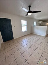 Building Photo - 1202 Urbantke Ct