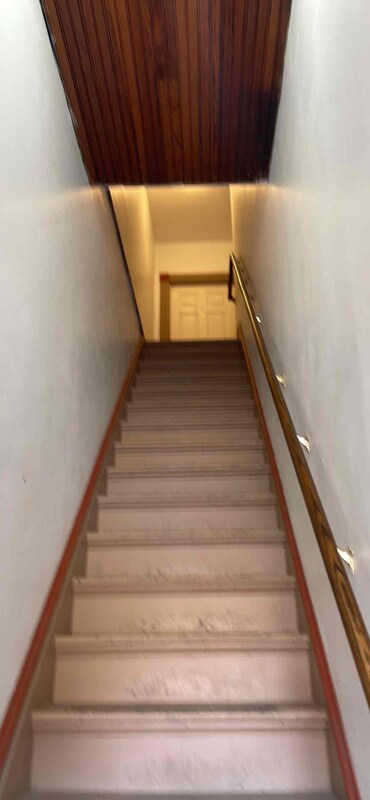 Building Photo - 135 S Broadway