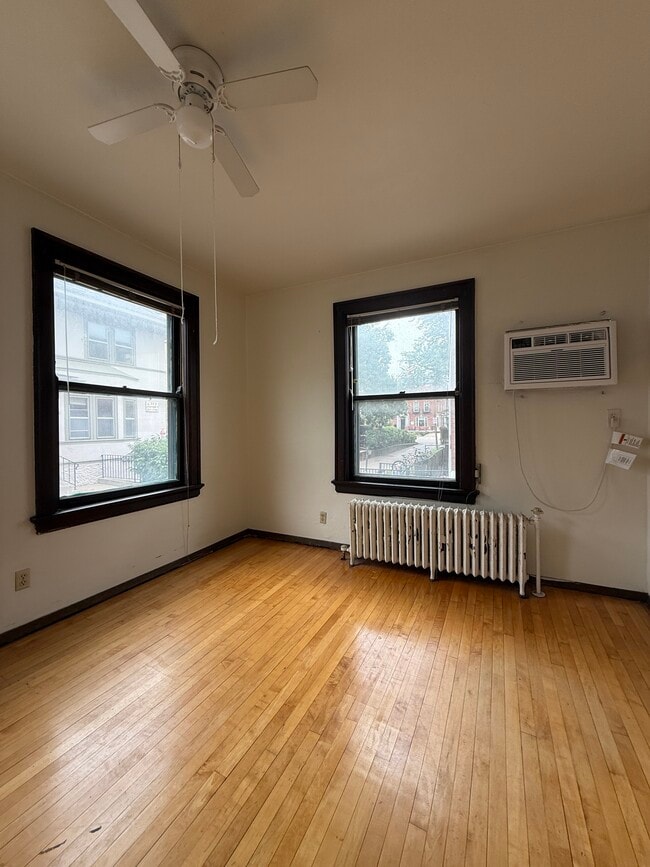 Dormitorio #1 - 612 Howard Plz