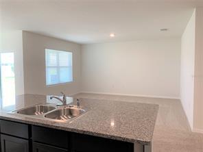 Building Photo - 16338 Little Garden Dr