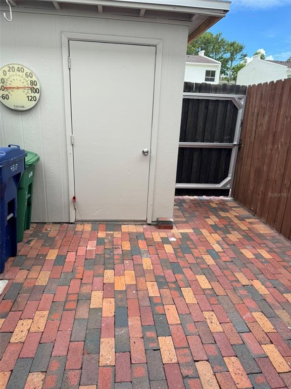 Building Photo - 4517 W La Villa Ln