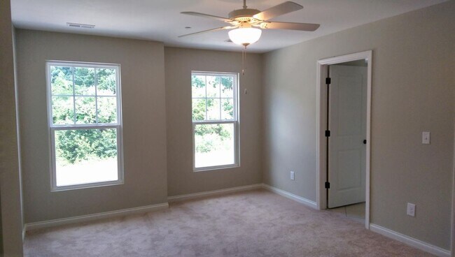 Foto del edificio - 3 bed, 2.5 bath Ooltewah Townhome!