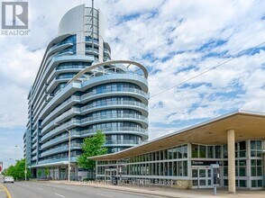 Building Photo - 2885 Bayview Ave