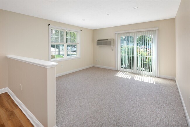 Building Photo - 245 Willard St