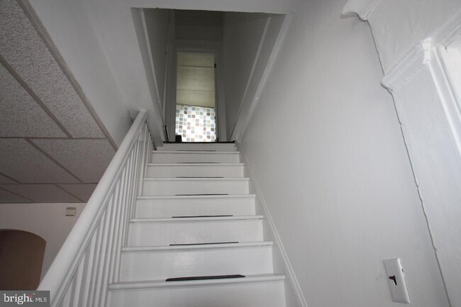 Building Photo - 117 S Walnut St