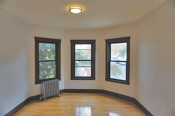 Building Photo - 6 Beacon St