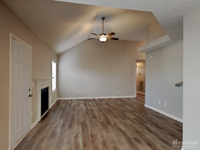 Building Photo - 753 Jaywood Dr