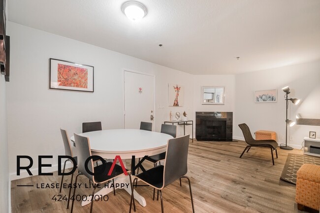 Foto del edificio - 1755 El Cerrito Pl