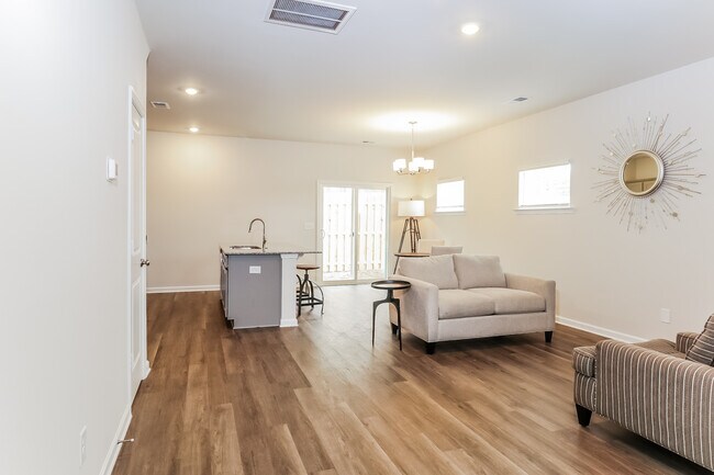 Building Photo - 802 Yellow Swan Lane, Columbia, SC