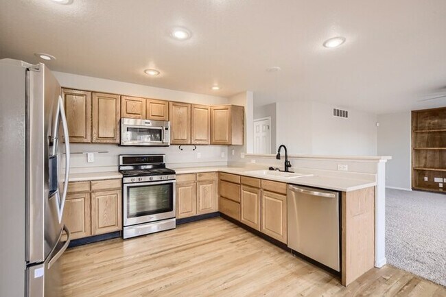 Foto del edificio - 4041 South Lisbon Way, Aurora, CO, 80013