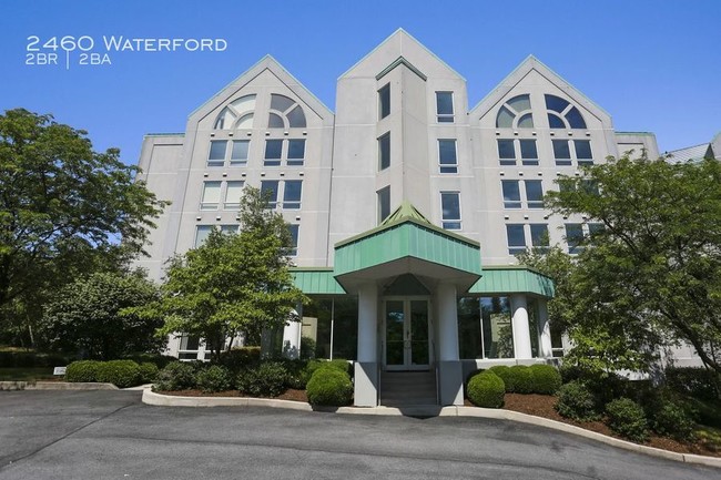 Building Photo - 2460 Waterford
